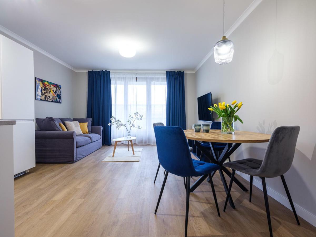 Tyzenhauz Suites Topolowa Красков Екстериор снимка