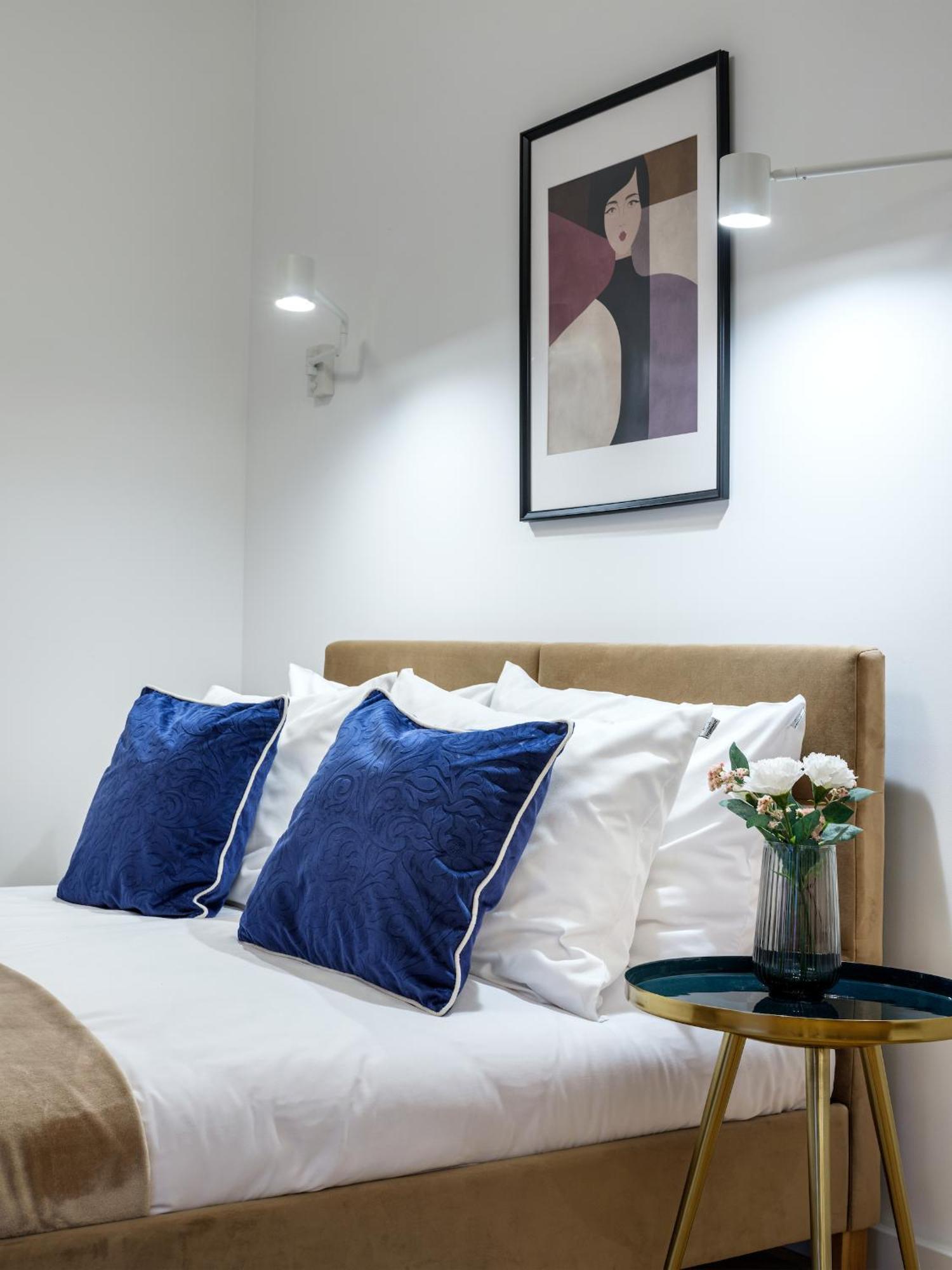 Tyzenhauz Suites Topolowa Красков Екстериор снимка